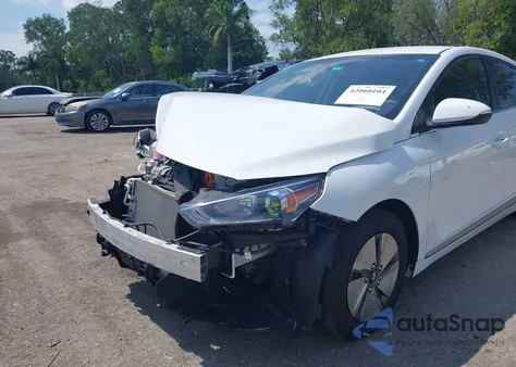 2022 Hyundai Ioniq Hybrid Se z USA, uszkodzony, nr VIN KMHC75LC1NU282432